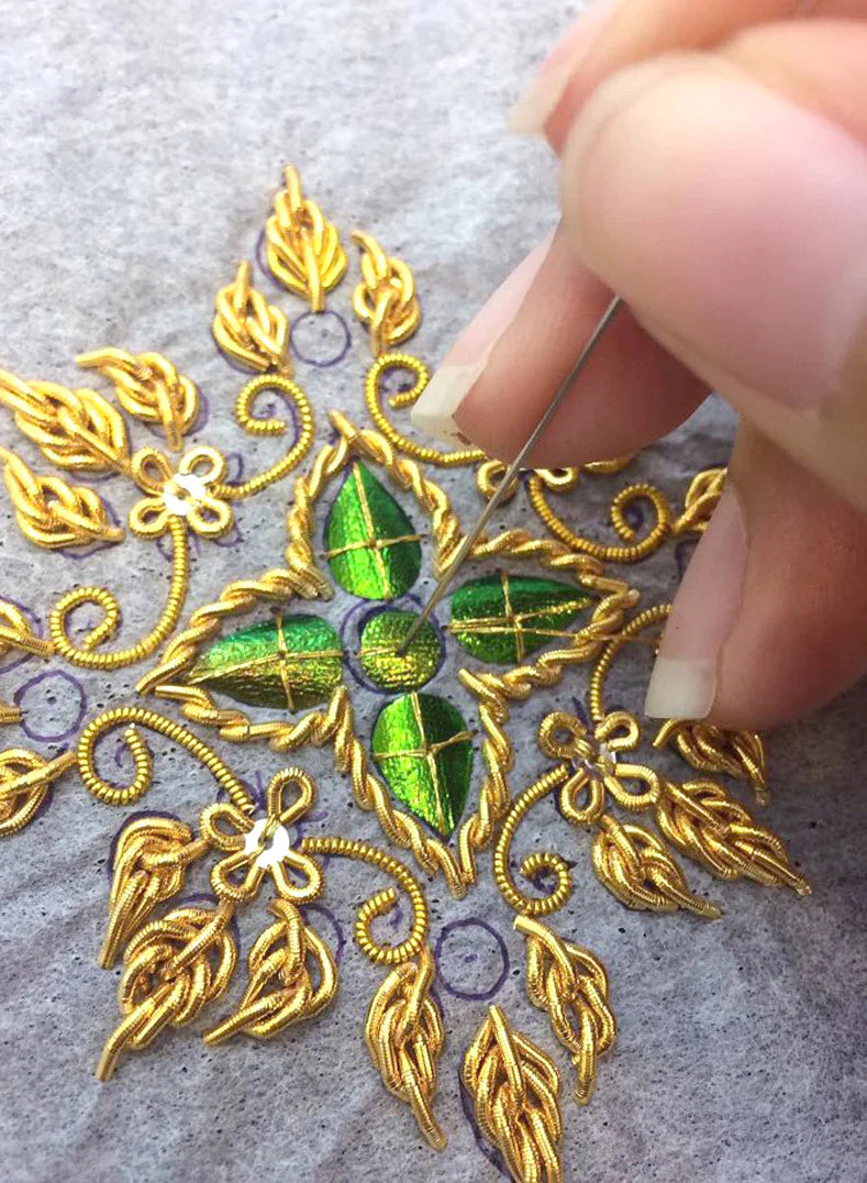 Jewel Beetle Wings UNDRILLED NO-HOLE 100 Pcs Natural Wings - Circle 4 MM