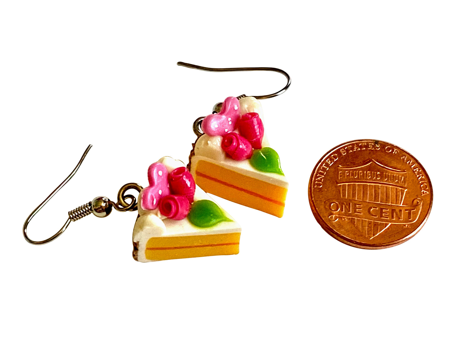 Handmade miniature food model earrings for Girls Teen - Slice Cake Heart 2 Roses