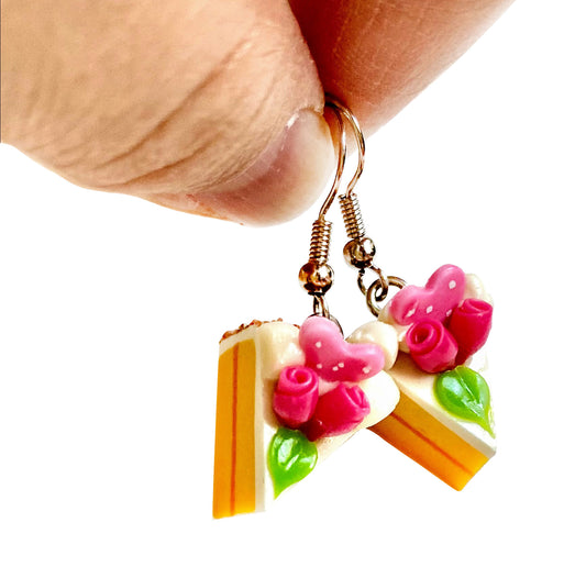 Handmade miniature food model earrings for Girls Teen - Slice Cake Heart 2 Roses