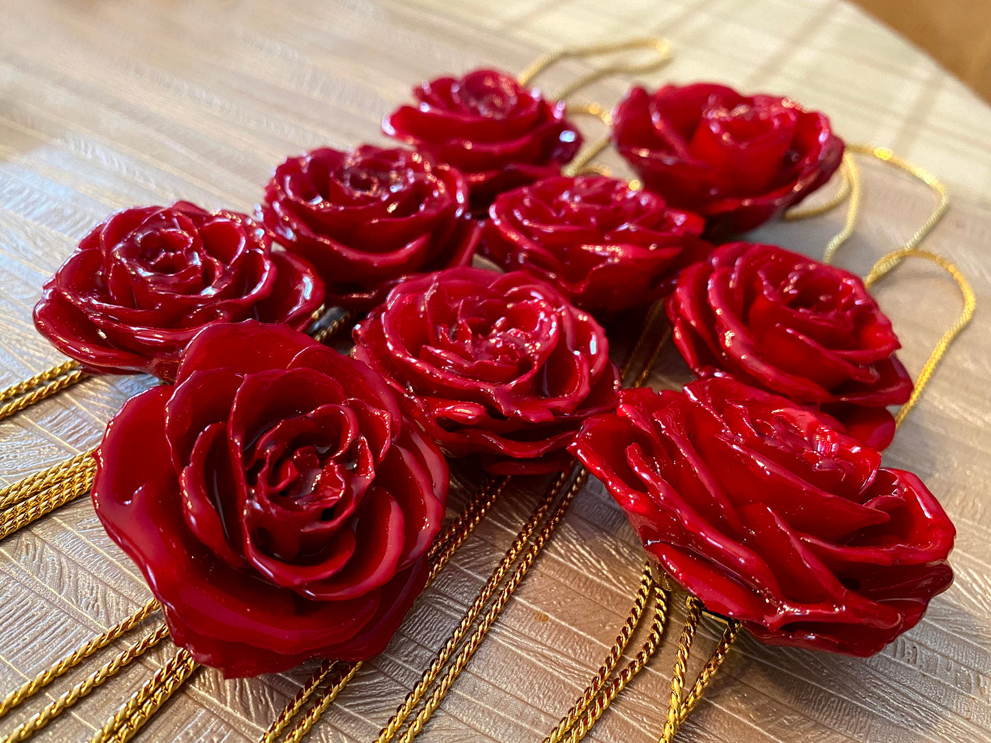 Mini Rose Mini 1.5-2.25 inch Pendant Necklace 18 inch Gold Plated 24K (Red)