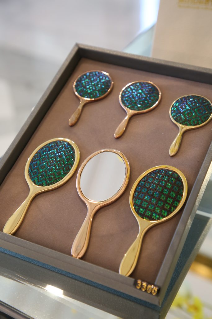 Jewel Beetle Wings UNDRILLED NO-HOLE 100 Pcs Natural Wings - Marquise 1 cm x 0.5 cm