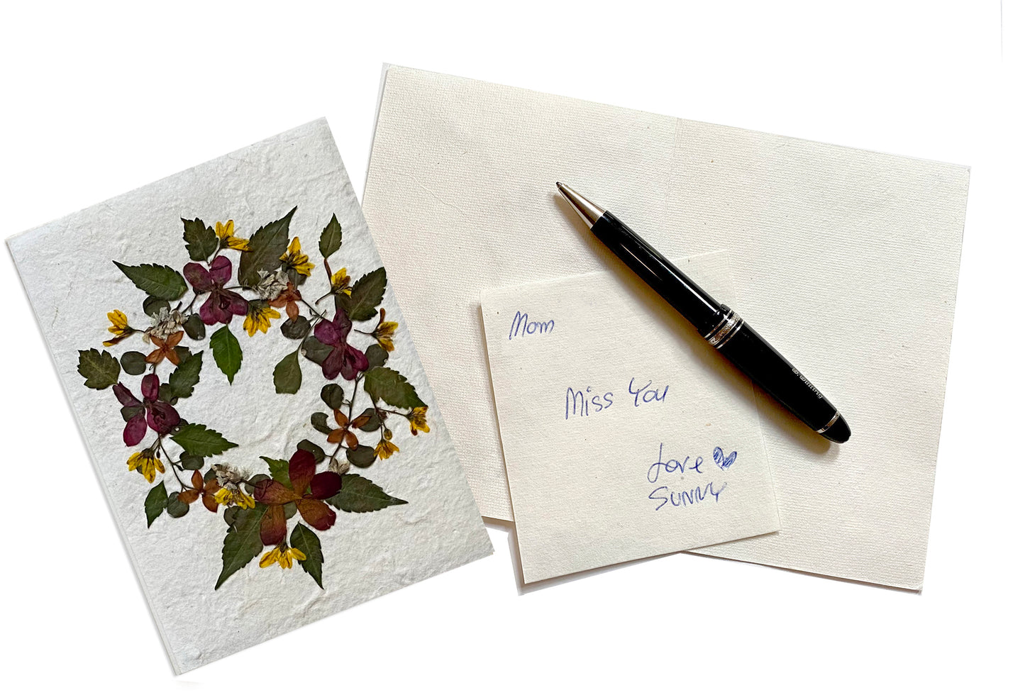 andmade Cards 5x7 inch Real Dried Flowers Random Pack (3 Flowers WREATH)