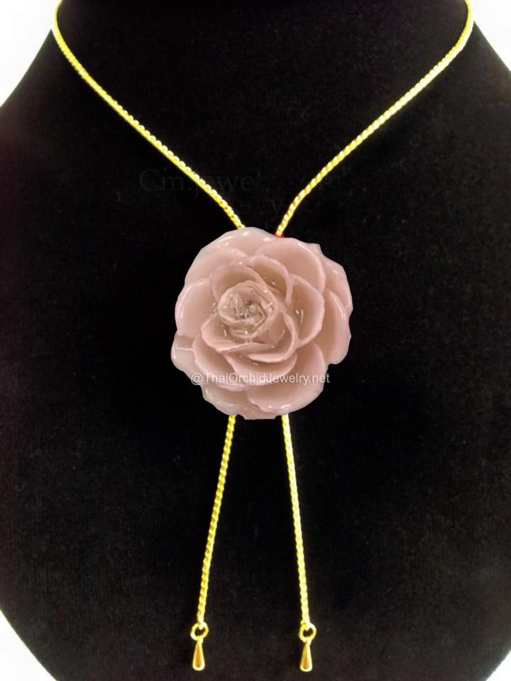 Mini Rose Mini 1.5-2.25 inch Pendant Necklace 18 inch Gold Plated 24K (Peach)